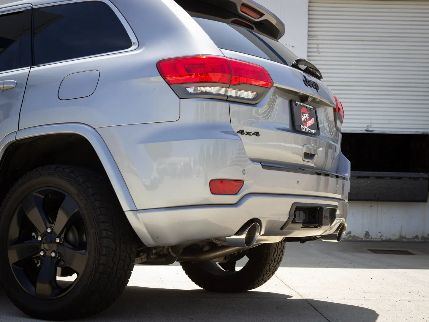 aFe Vulcan Series 2-1/2 IN 304 Stainless Steel Cat-Back Exhaust System For 3.6L/5.7L Grand Cherokee